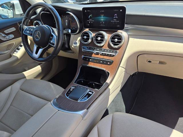 Used 2022 Mercedes-Benz GLC 300 4MATIC image 7