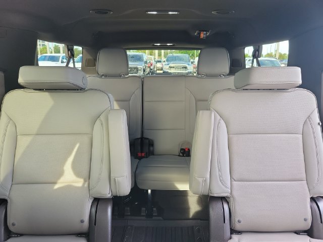 Used 2025 GMC Yukon XL Elevation RWD image 21