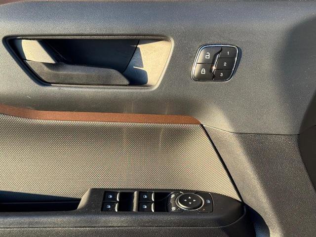 Certified 2024 Ford Bronco Sport Outer Banks AWD/4WD image 24