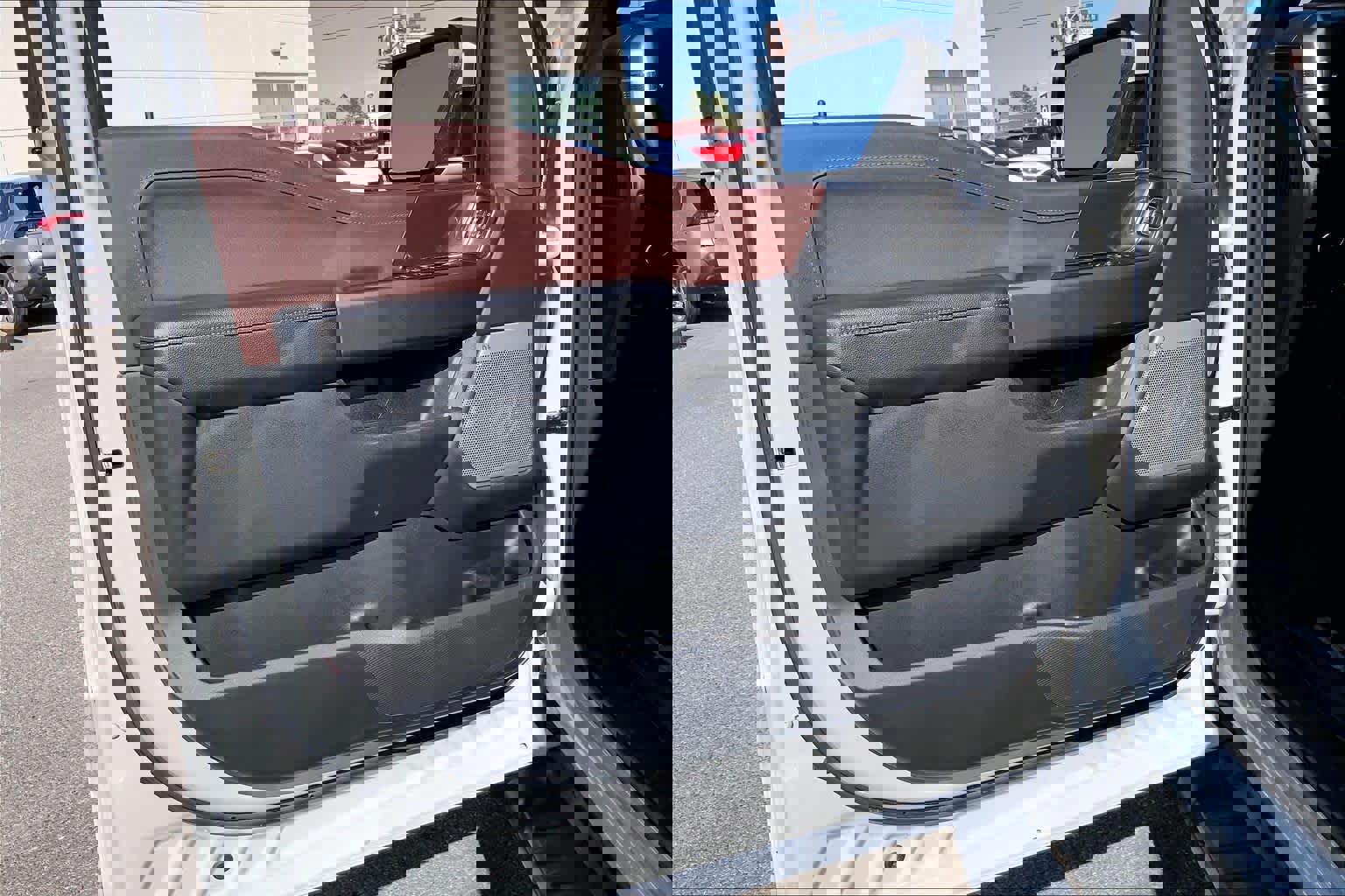 Certified 2023 Ford F150 Lariat w/ Equipment Group 502A High image 22