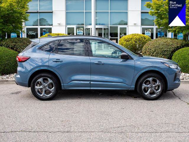Certified 2024 Ford Escape ST-Line AWD/4WD image 1