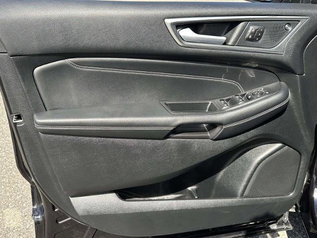 Certified 2024 Ford Edge Titanium image 15