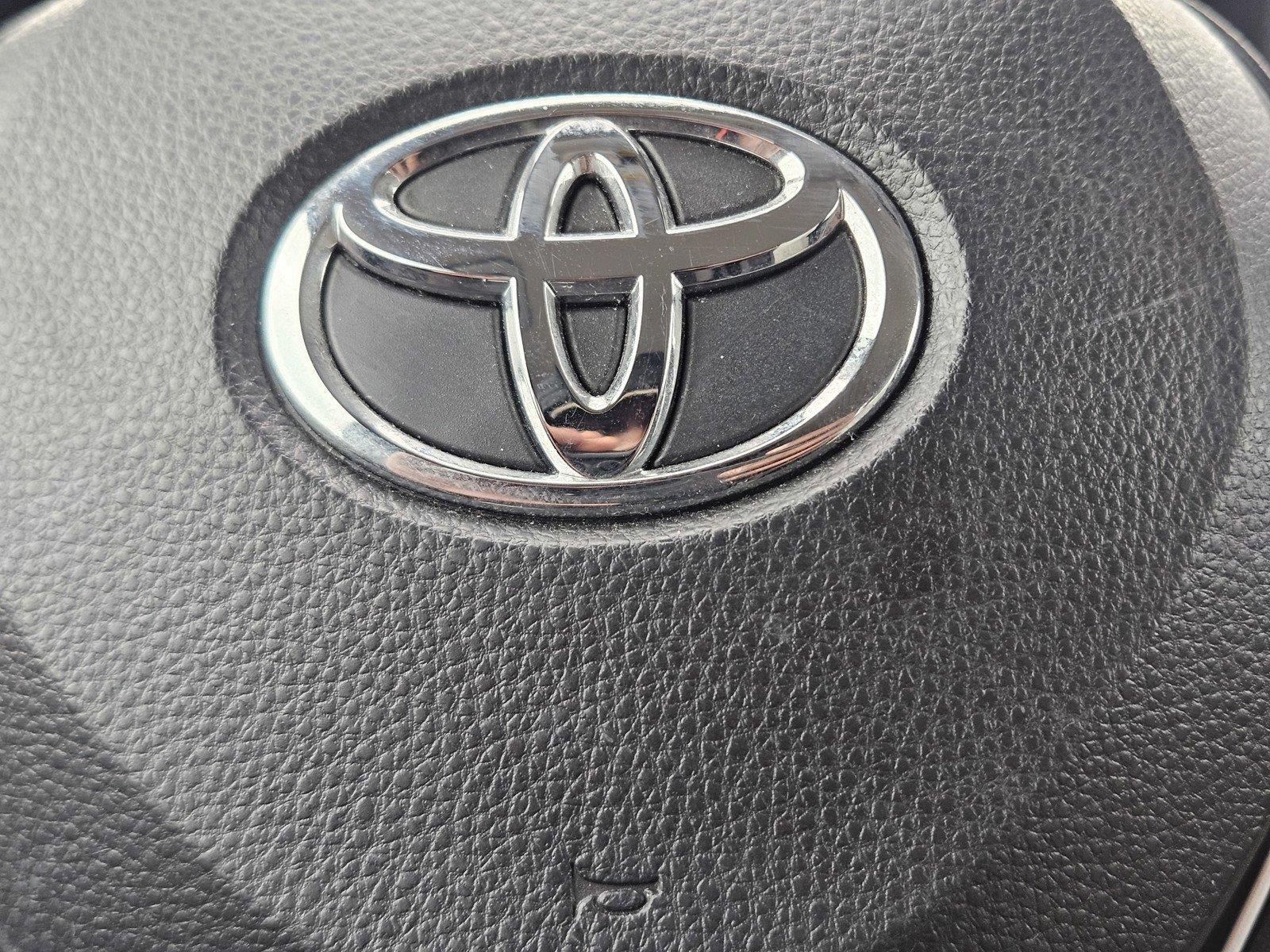 Used 2023 Toyota Corolla Cross LE AWD/4WD image 24