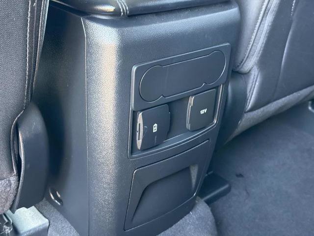 Certified 2023 Ford Explorer XLT RWD image 18