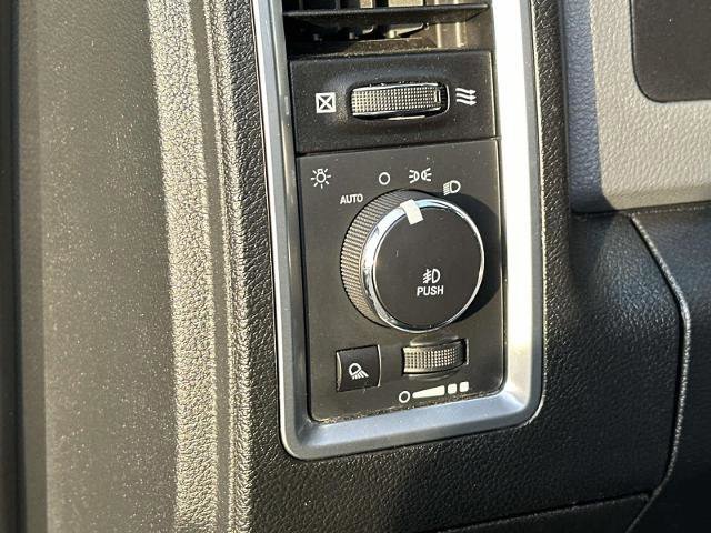 Used 2017 RAM 1500 Big Horn AWD/4WD image 27