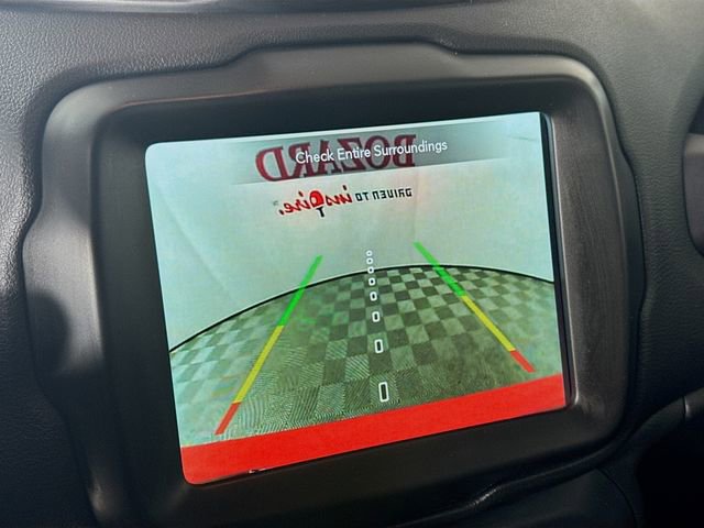 Used 2022 Jeep Renegade Latitude image 17