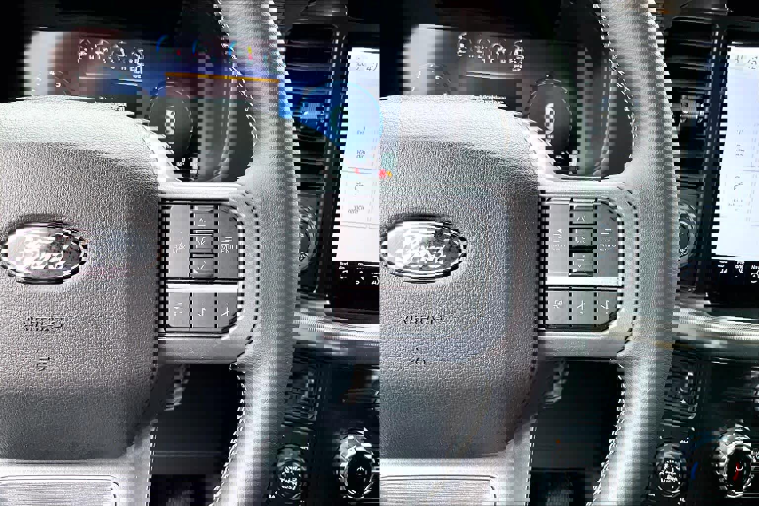 Certified 2025 Ford F150 Lariat w/ Equipment Group 502A High image 27