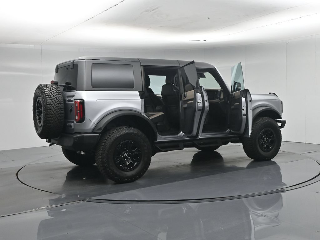 Certified 2023 Ford Bronco Wildtrak AWD/4WD image 6