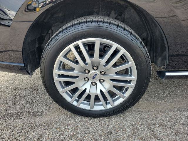 Certified 2023 Ford Expedition Platinum AWD/4WD image 6