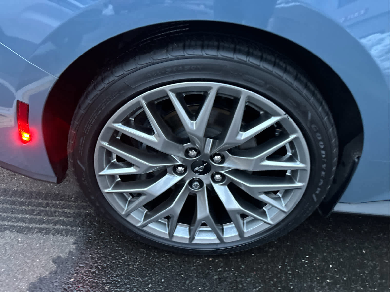 Certified 2025 Ford Mustang Premium image 31