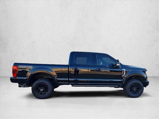 Certified 2022 Ford F250 Lariat w/ Tremor Off-Road Package AWD/4WD image 4