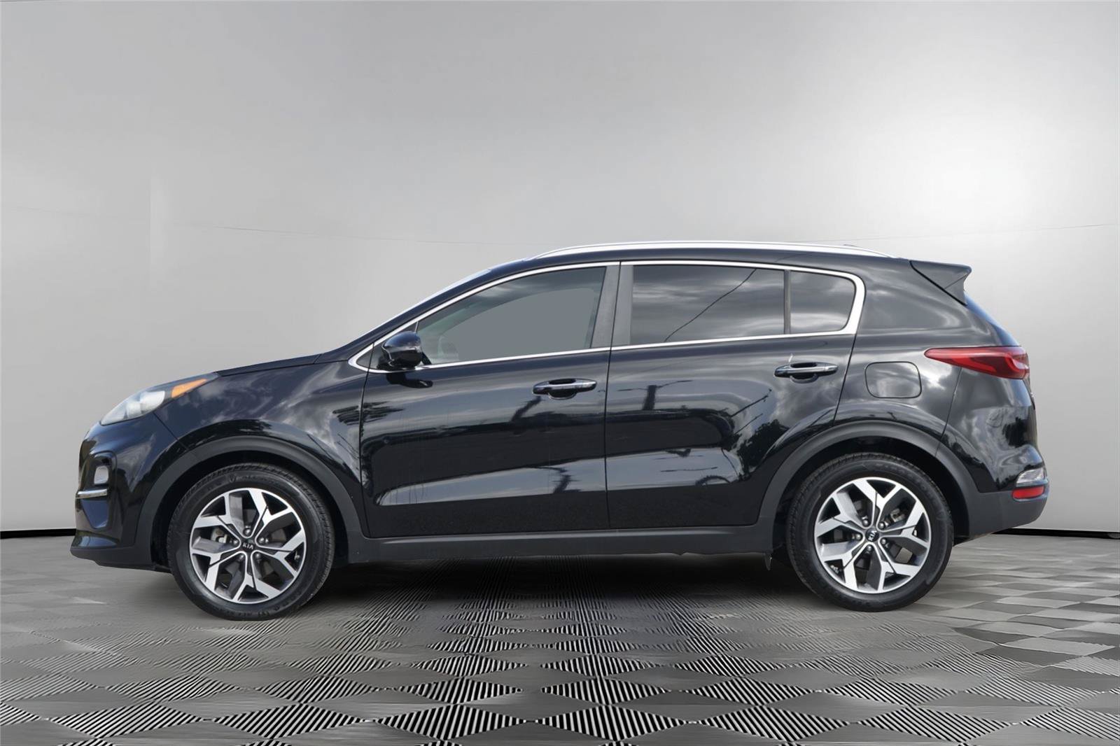 Used 2021 Kia Sportage EX FWD image 7
