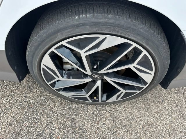 Used 2023 Hyundai Ioniq 6 SEL AWD/4WD image 7
