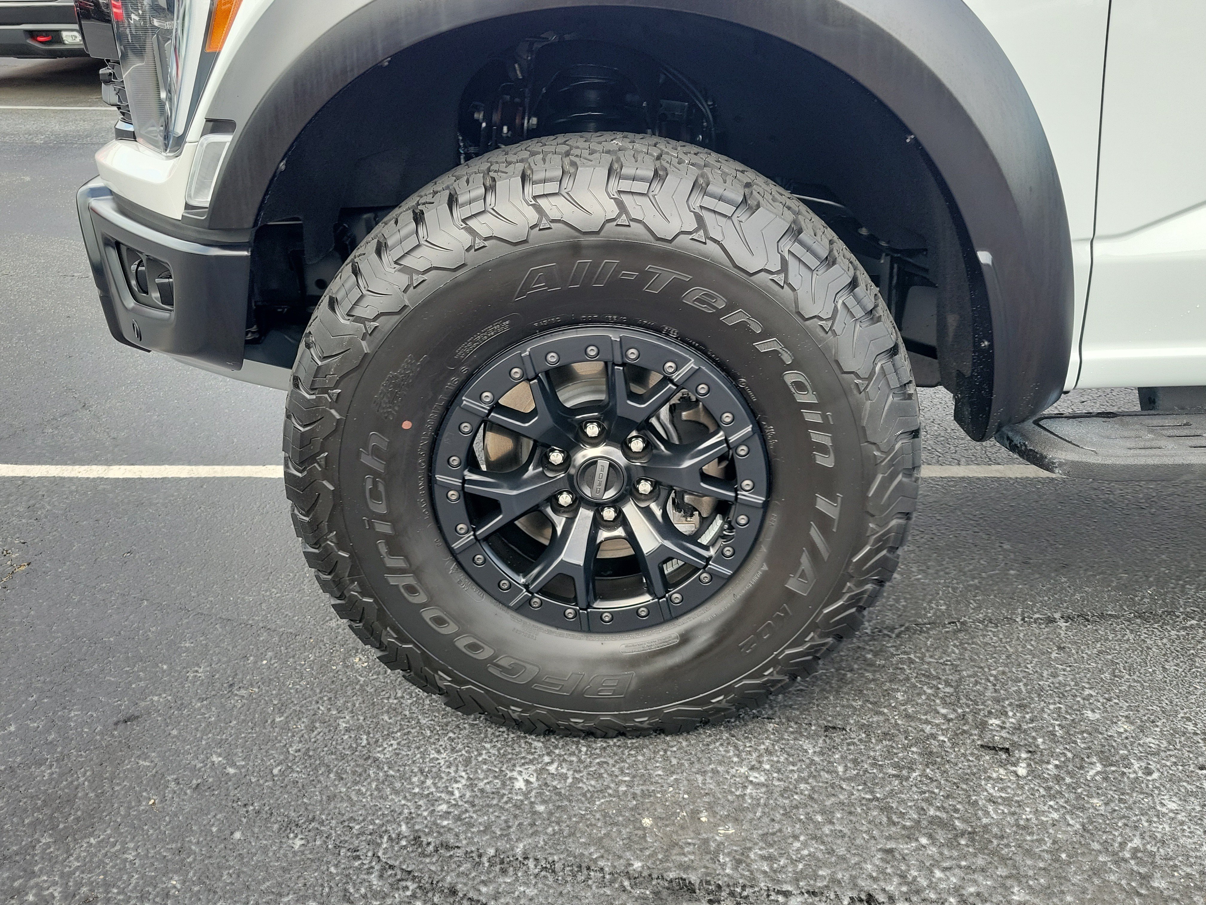Certified 2023 Ford F150 Raptor w/ Equipment Group 802A Raptor R AWD/4WD image 5