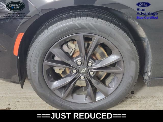 Used 2020 Dodge Charger SXT w/ Blacktop Package image 10