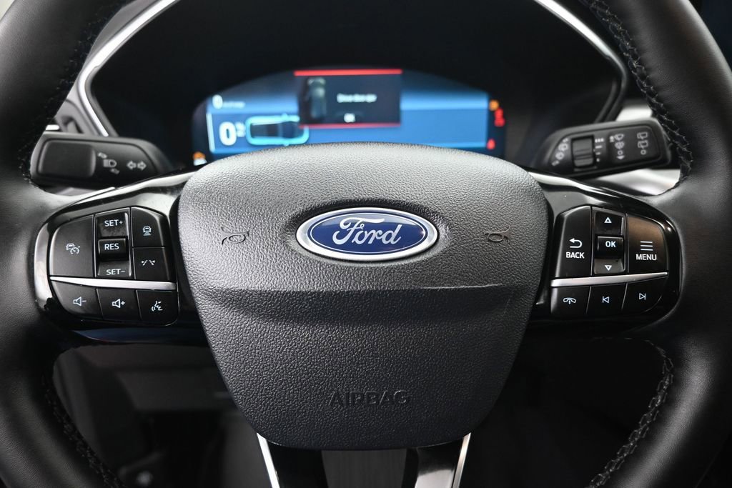 Certified 2023 Ford Escape SE w/ PHEV Premium Package FWD image 12
