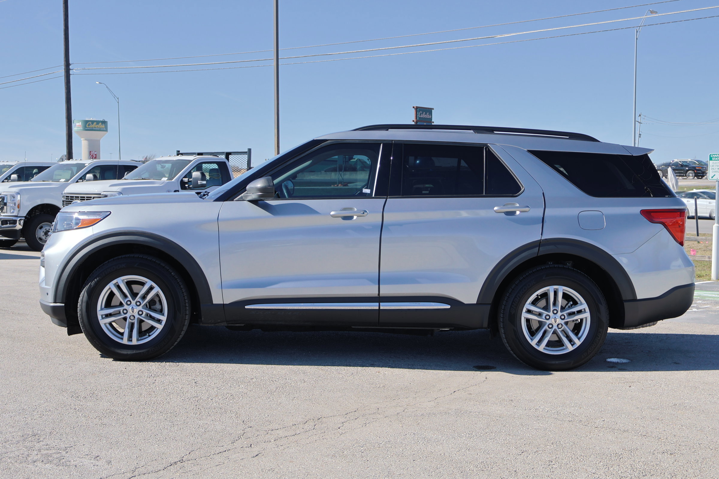 Certified 2023 Ford Explorer XLT image 7
