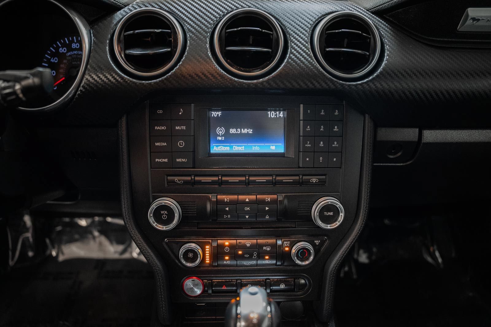 Certified 2018 Ford Mustang Coupe RWD image 16