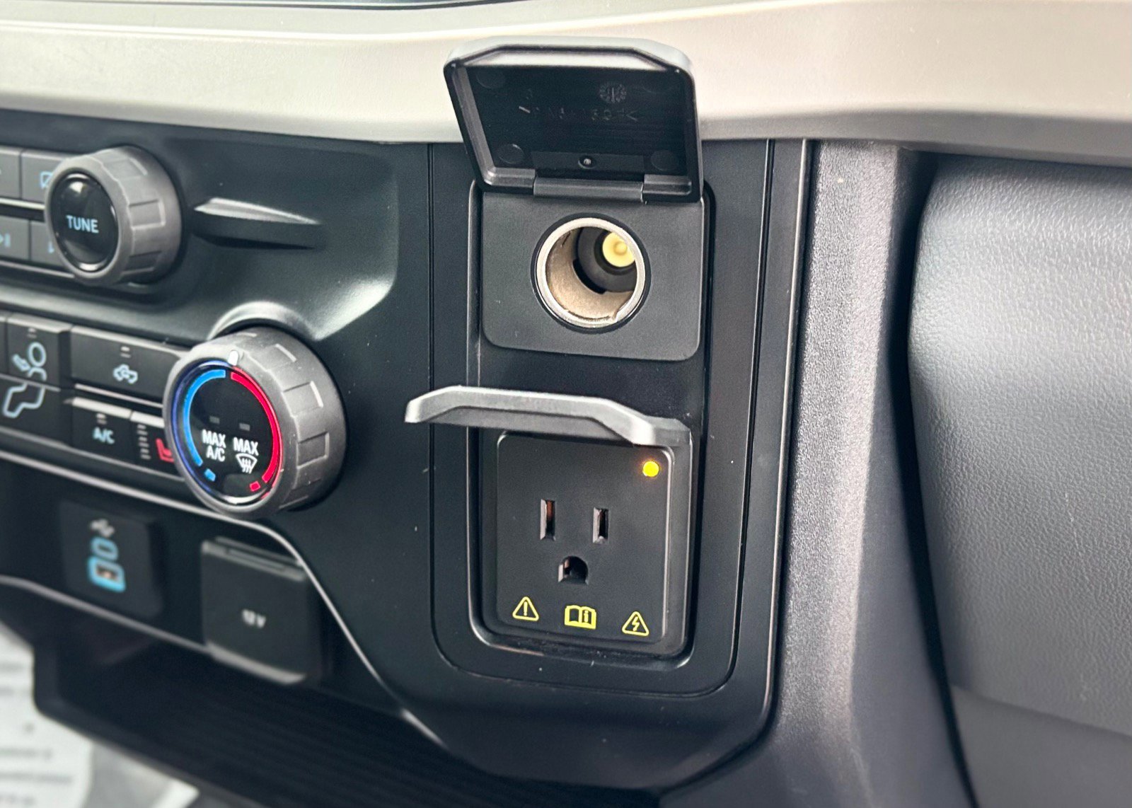 Certified 2024 Ford F350 XLT w/ XLT Value Package image 46