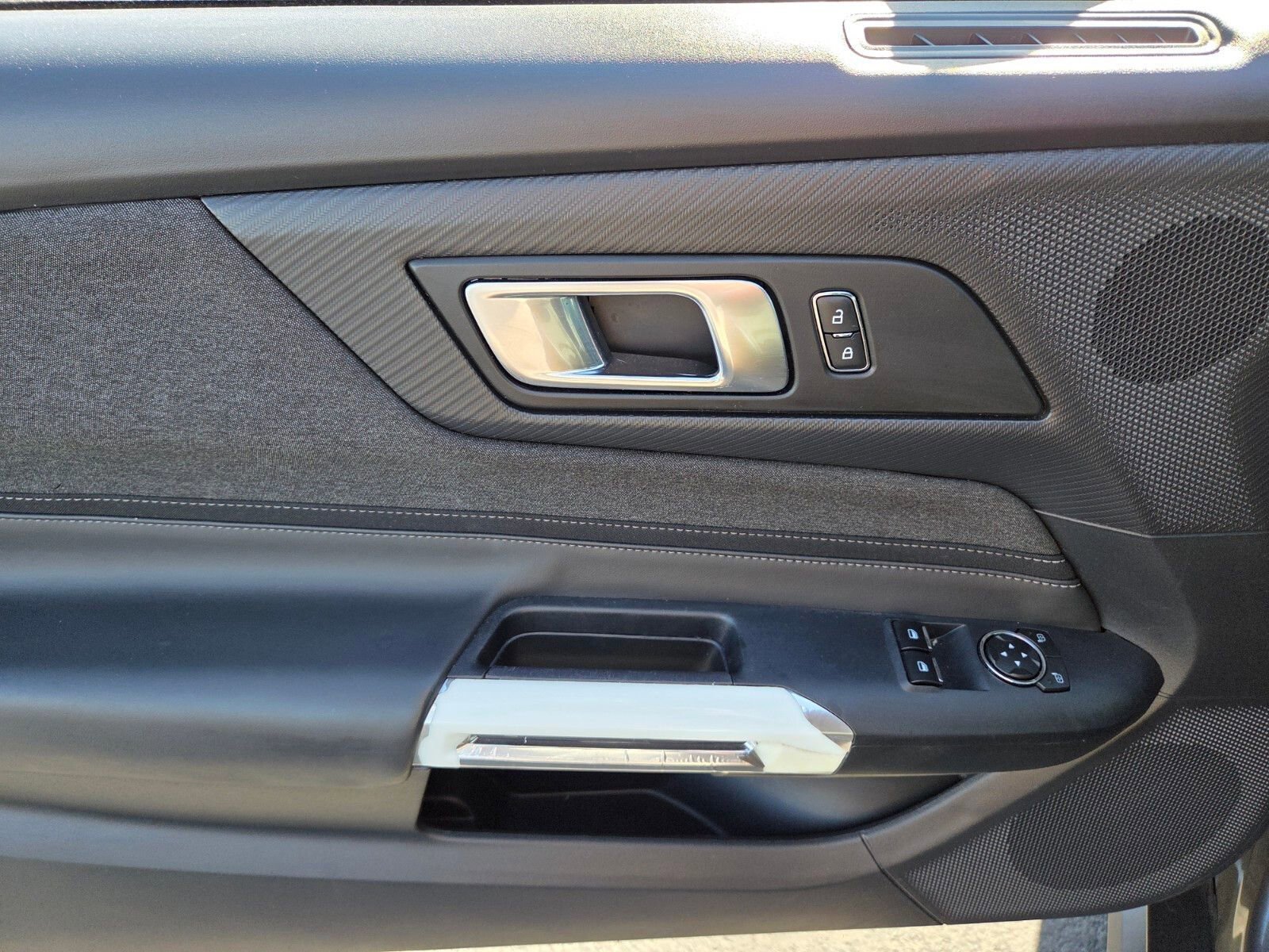 Certified 2024 Ford Mustang Coupe image 17