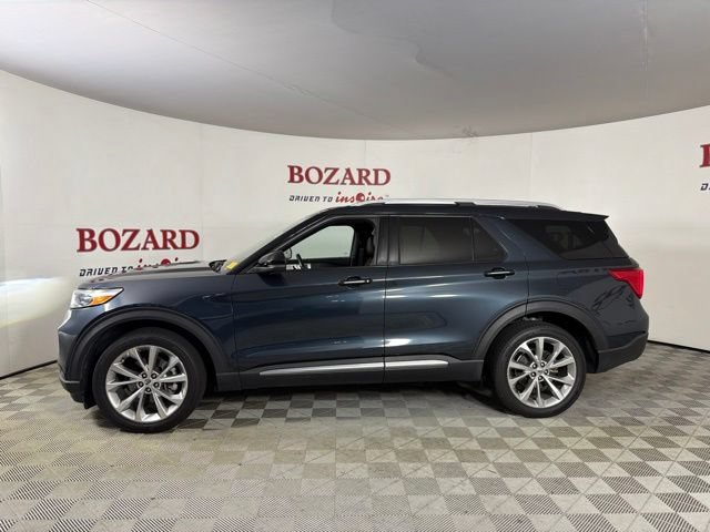 Certified 2023 Ford Explorer Platinum w/ Technology Package AWD/4WD image 5
