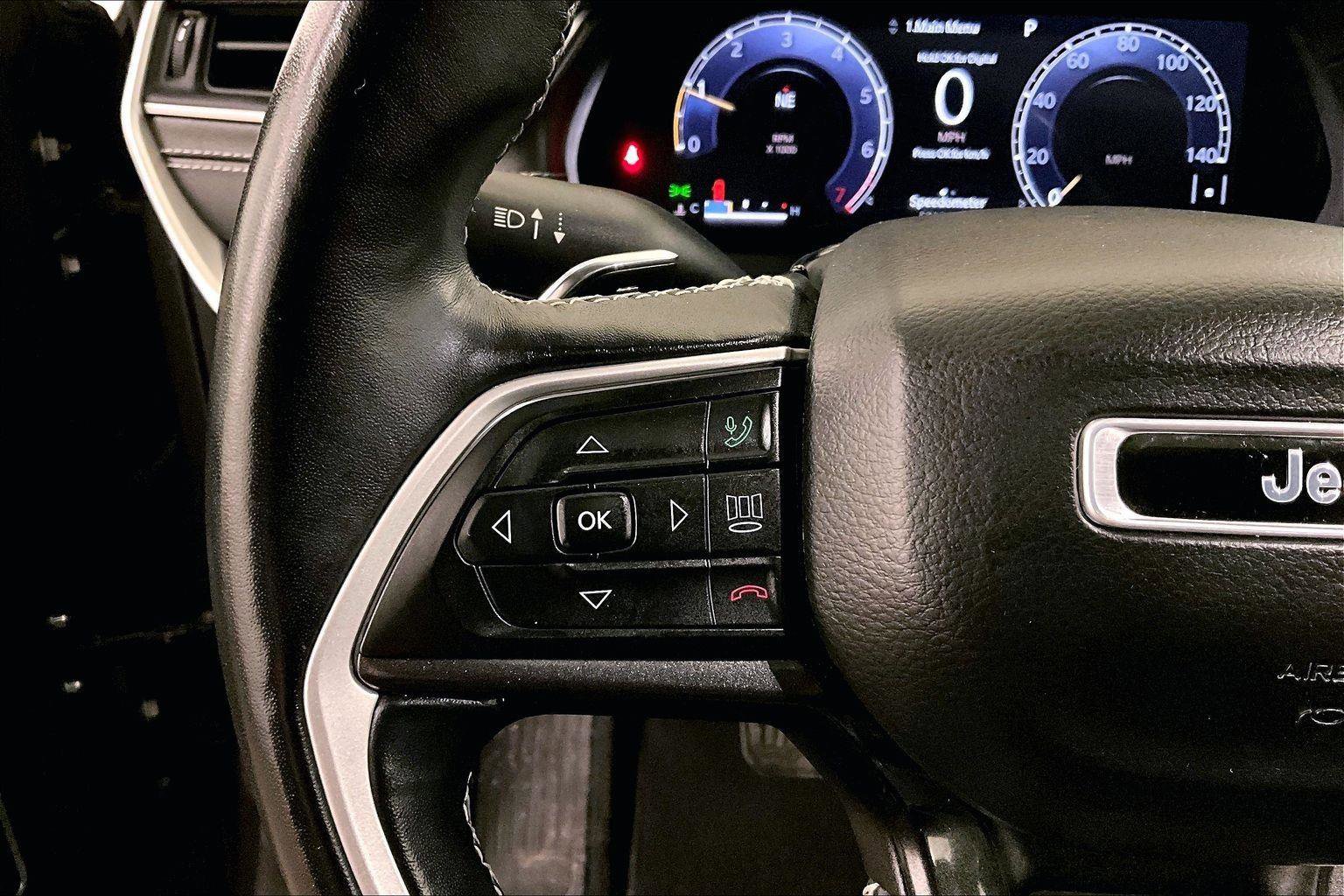 Used 2021 Jeep Grand Cherokee L Laredo w/ Luxury Tech Group I image 17