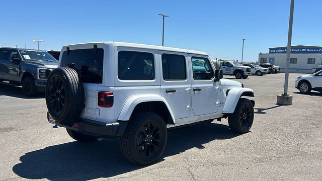 Used 2024 Jeep Wrangler Unlimited Sahara AWD/4WD image 3