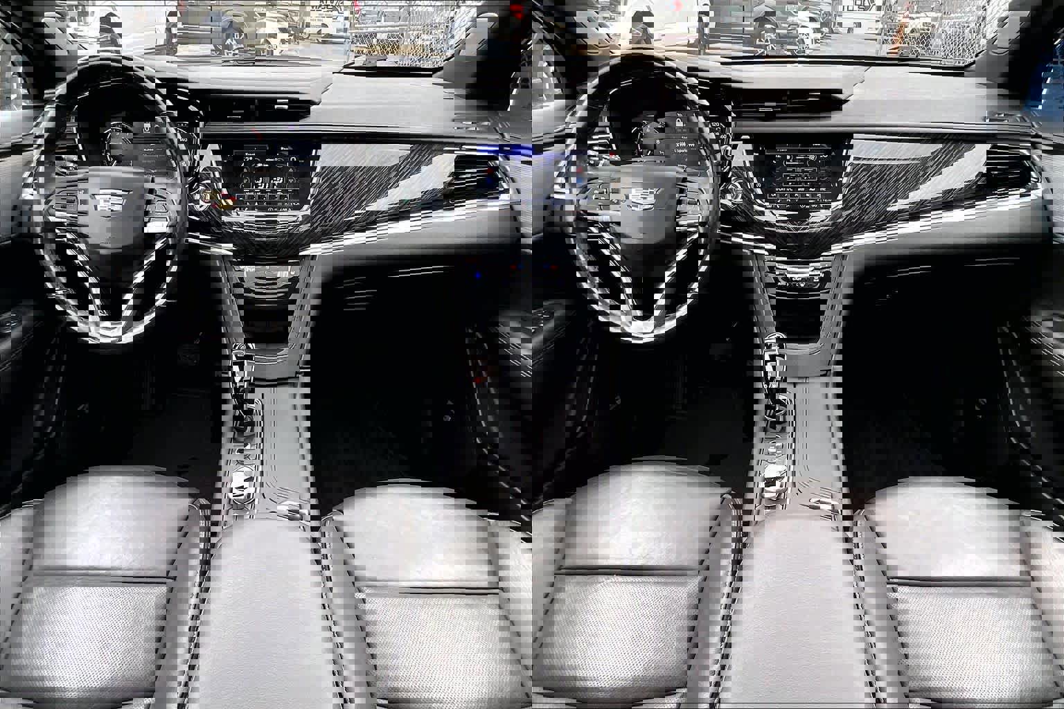 Used 2024 Cadillac XT6 Premium Luxury image 31