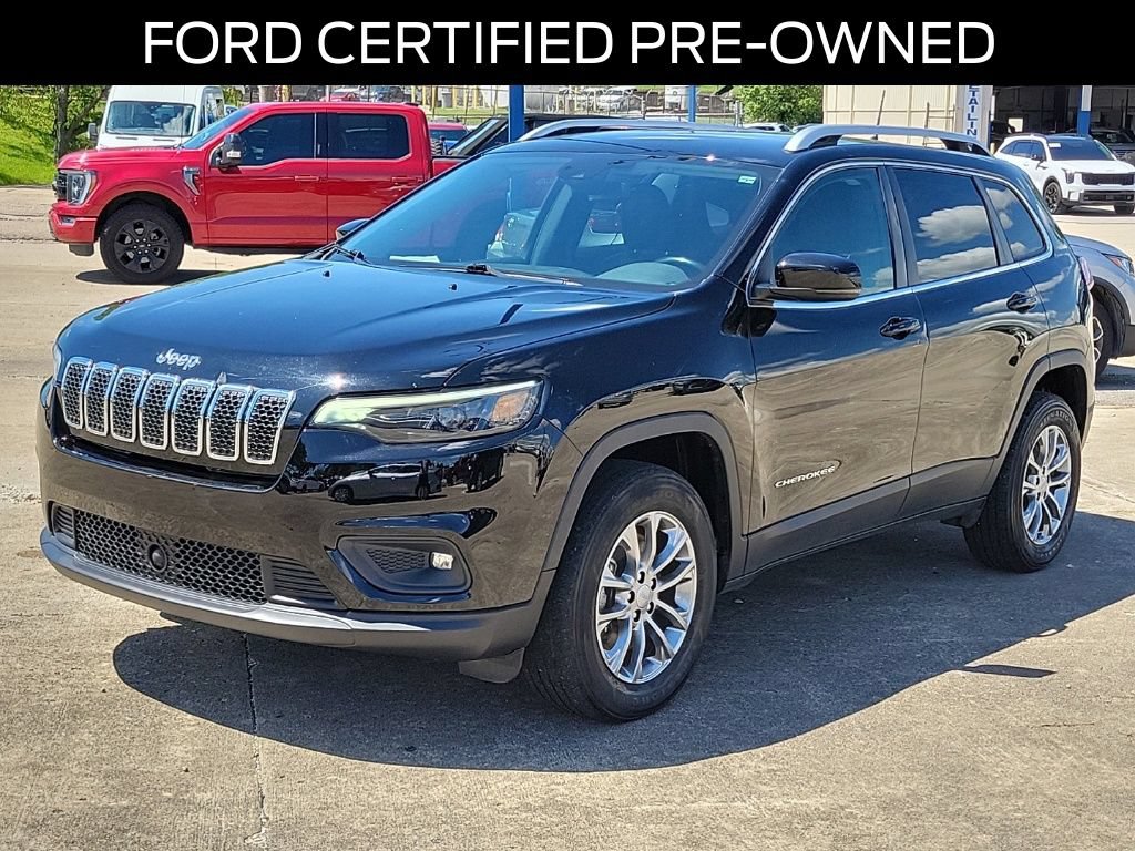 Used 2021 Jeep Cherokee Latitude Plus AWD/4WD image 2