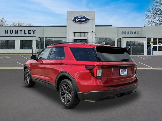 Certified 2025 Ford Explorer ST-Line w/ Premium Package AWD/4WD image 5