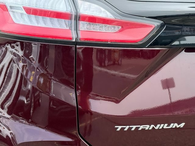 Certified 2021 Ford Edge Titanium AWD/4WD image 29