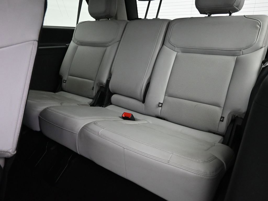 Certified 2025 Ford Expedition Max Platinum image 49