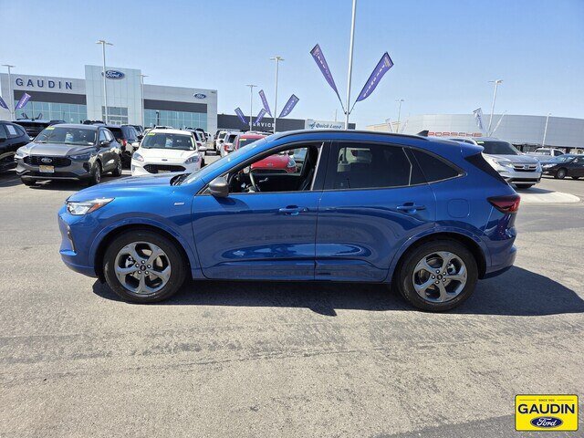 Certified 2023 Ford Escape ST-Line w/ Tech Pack #1 FWD image 4