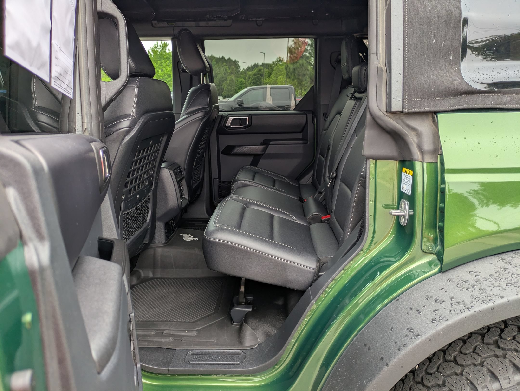 Certified 2025 Ford Bronco Badlands AWD/4WD image 31
