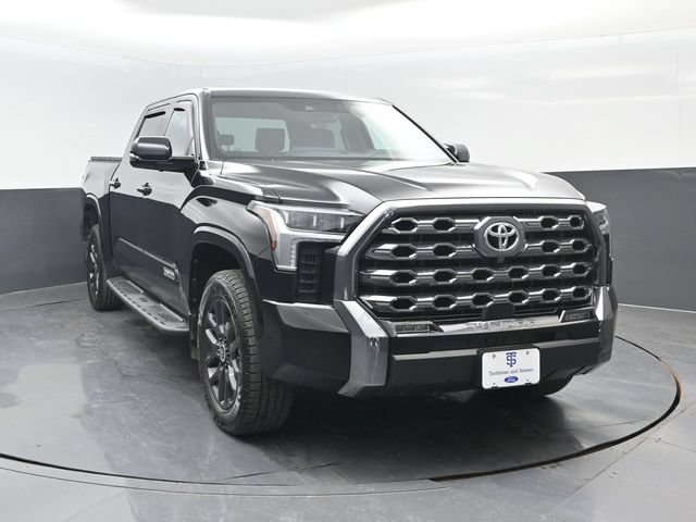 Used 2024 Toyota Tundra Platinum AWD/4WD image 2