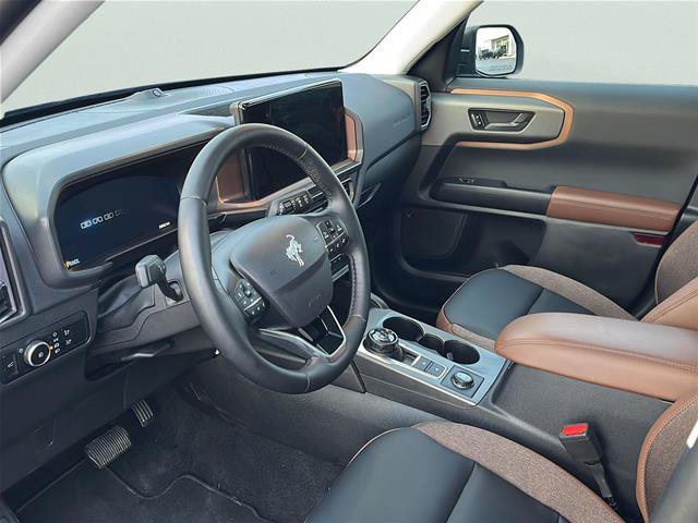 Certified 2025 Ford Bronco Sport Outer Banks w/ Outer Banks Tech Package+ AWD/4WD image 9