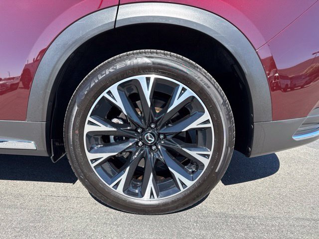 Used 2024 MAZDA CX-90 Plug-In Hybrid w/ Premium Plus AWD/4WD image 11