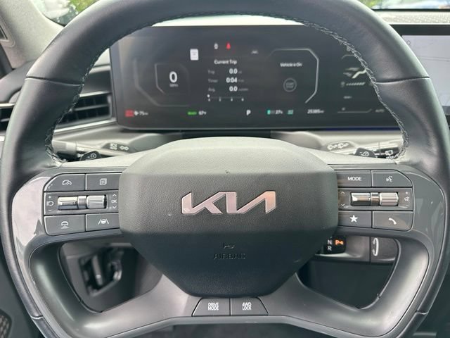 Used 2024 Kia EV9 Land AWD/4WD image 33