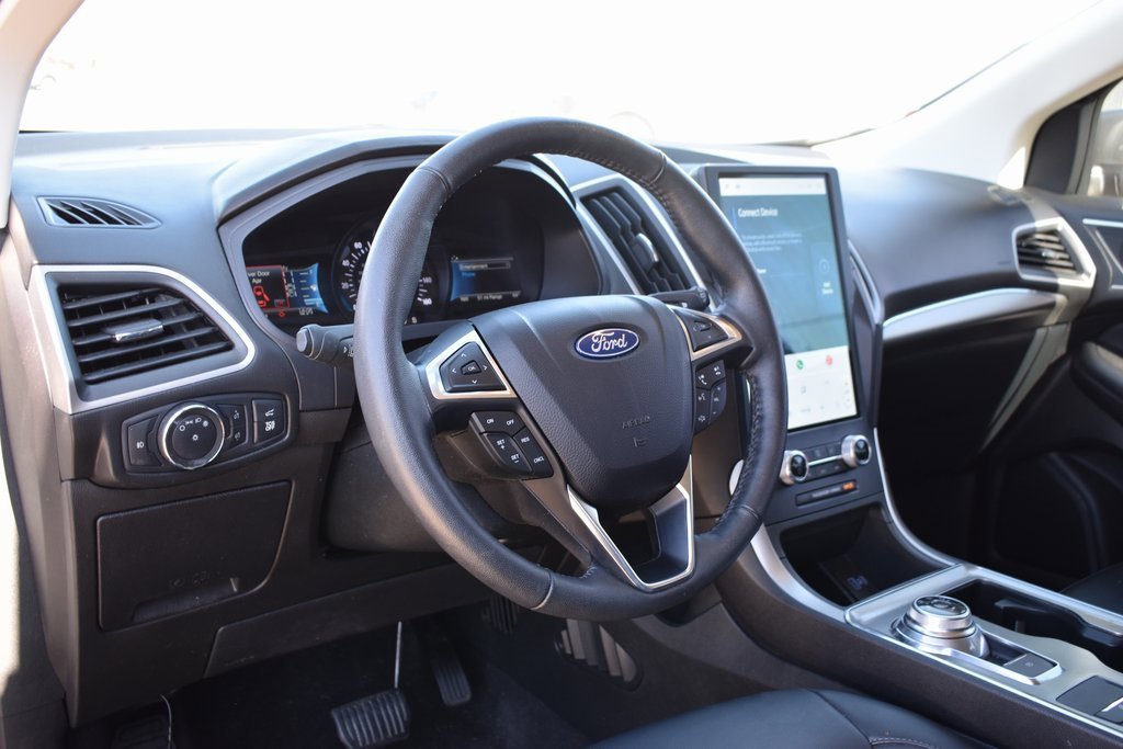 Certified 2022 Ford Edge SEL w/ Convenience Package image 9