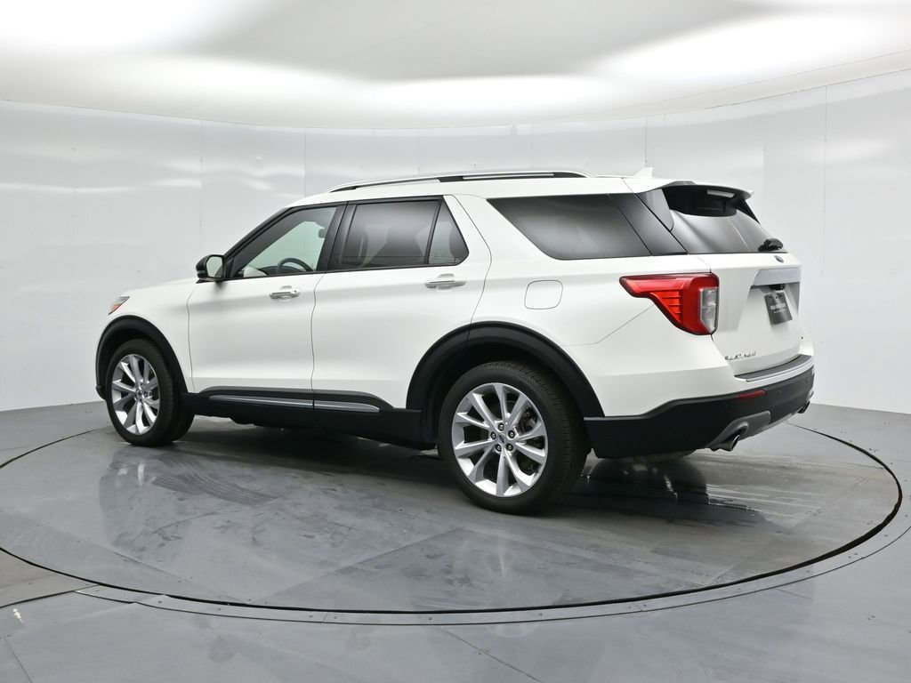 Certified 2022 Ford Explorer Platinum w/ Technology Package image 7