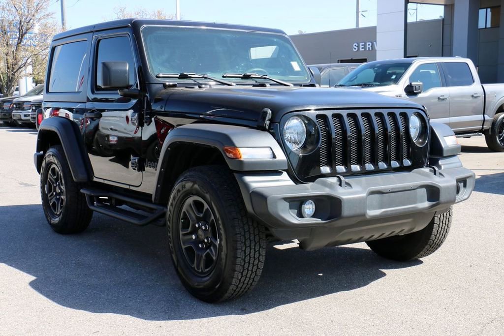 Used 2022 Jeep Wrangler Sport image 4