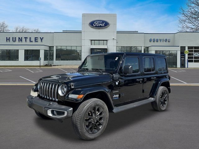 Used 2021 Jeep Wrangler Unlimited Sahara w/ Cold Weather Group AWD/4WD image 1