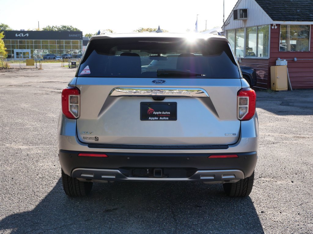 Certified 2020 Ford Explorer XLT w/ Equipment Group 202A AWD/4WD image 5
