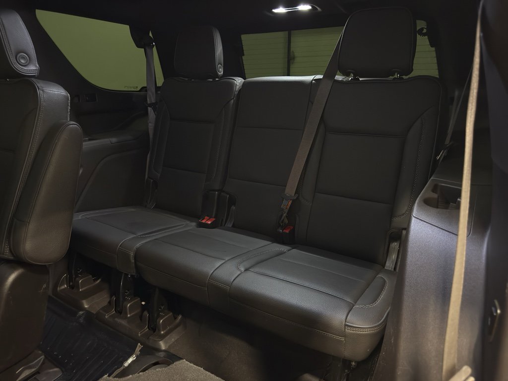 Used 2021 GMC Yukon Denali w/ Denali Premium Package image 32