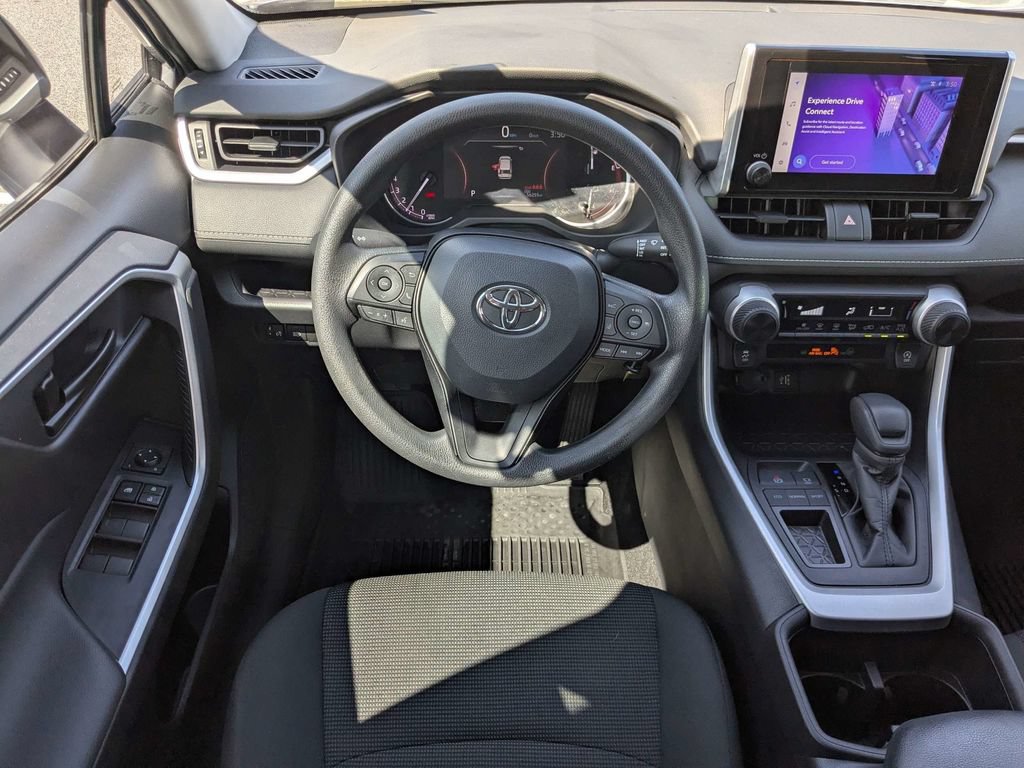 Used 2024 Toyota RAV4 LE FWD image 18