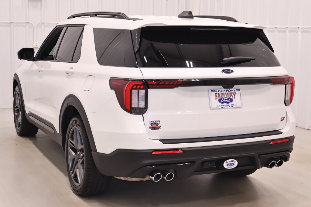 Certified 2026 Ford Explorer ST w/ Sun And Sound Package AWD/4WD image 8