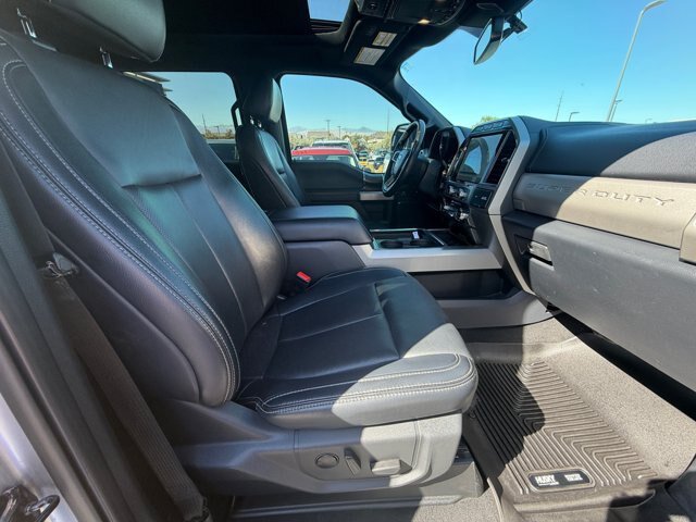 Certified 2022 Ford F350 Lariat w/ Tremor Off-Road Package AWD/4WD image 19