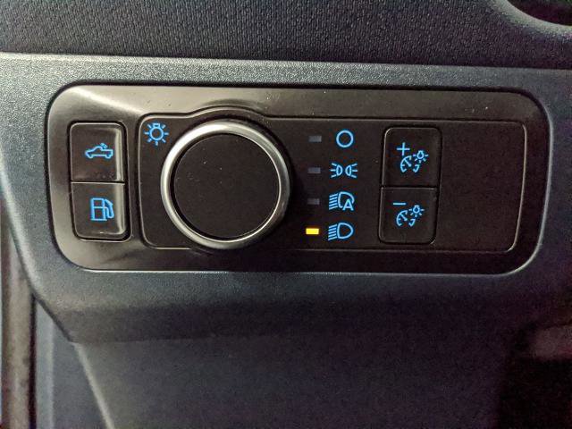 Certified 2022 Ford Maverick XL image 16