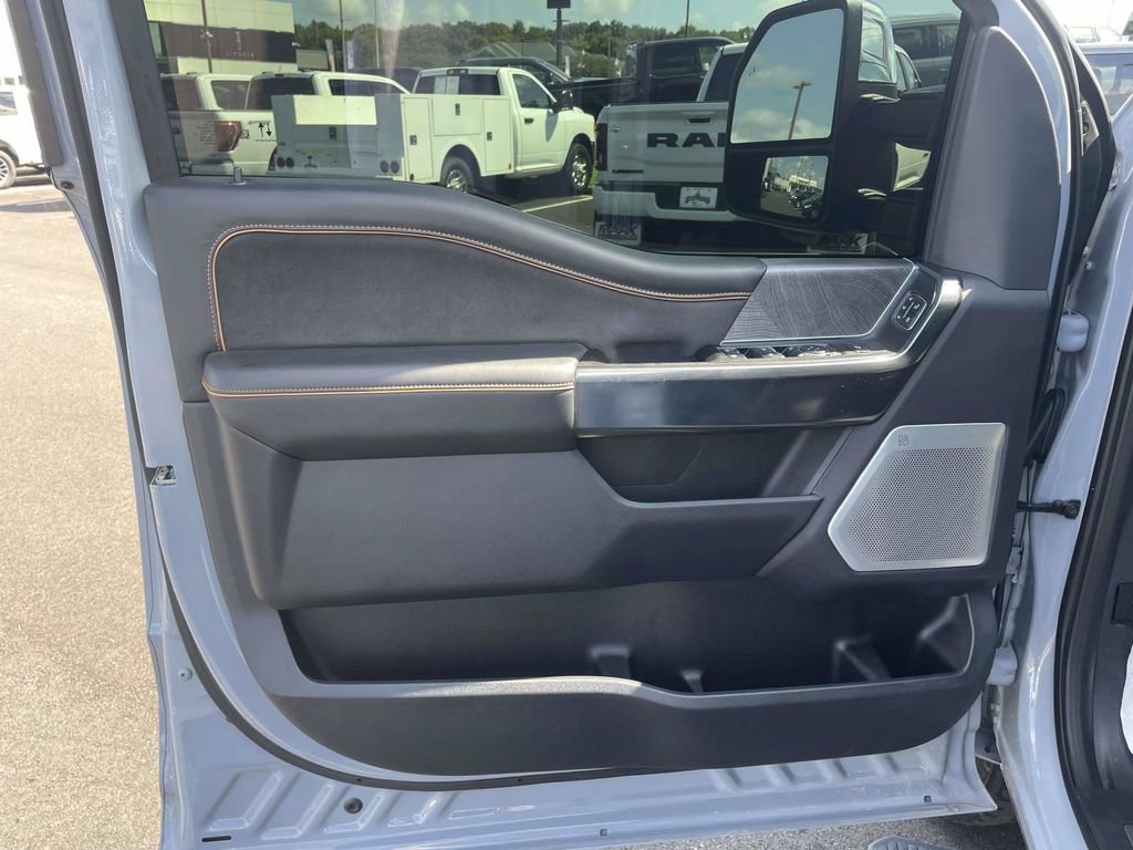 Certified 2024 Ford F250 Platinum AWD/4WD image 15