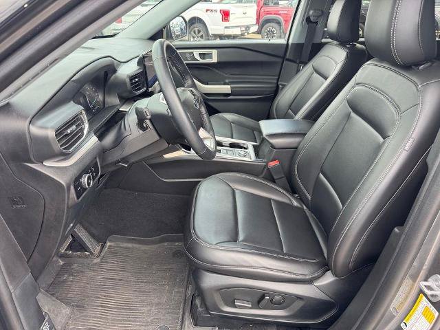 Certified 2023 Ford Explorer XLT w/ Equipment Group 202A AWD/4WD image 8